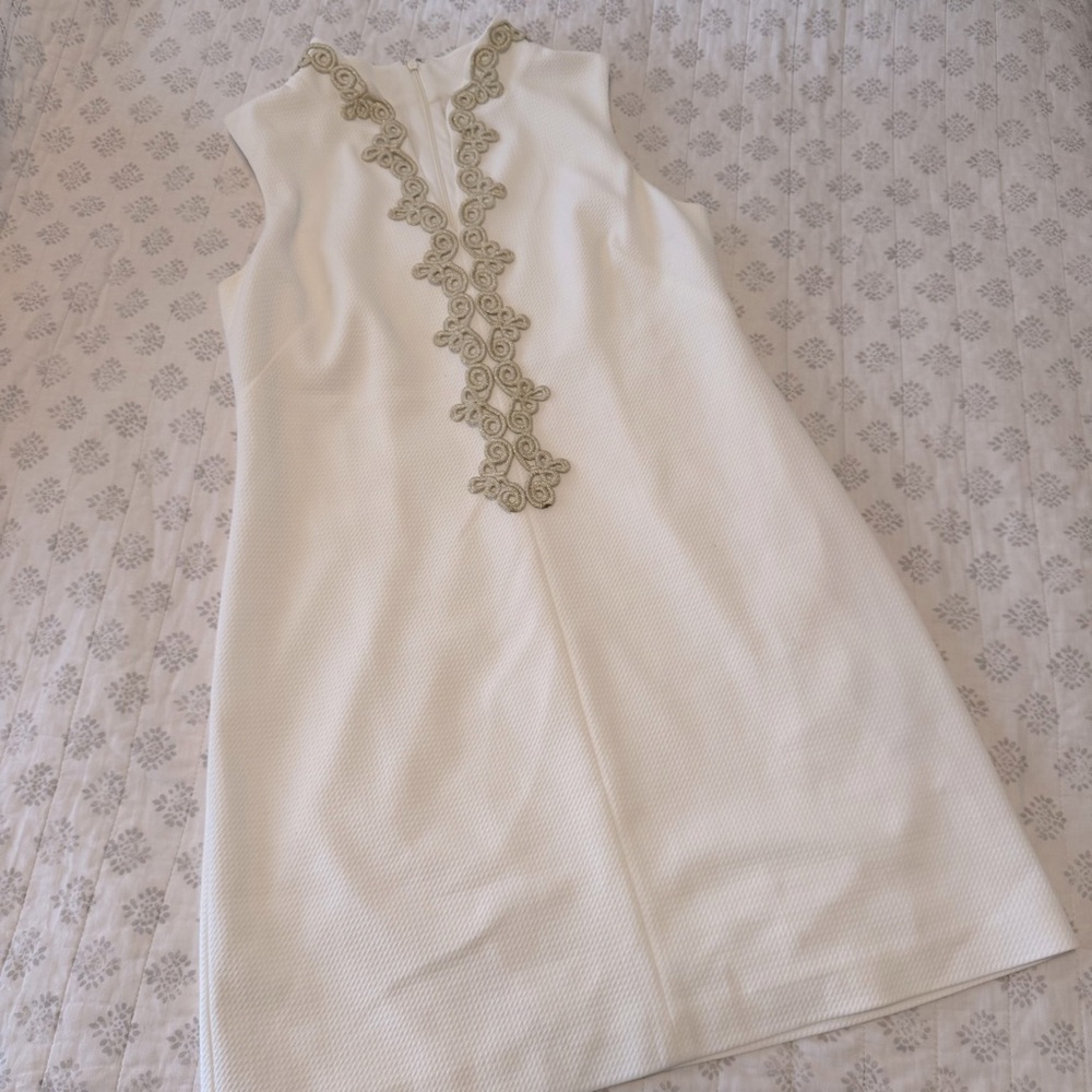 Jessica Howard White & Gold Dress